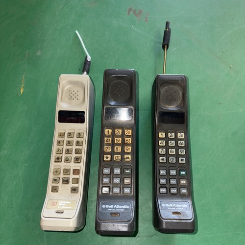 Lot of 3 - Vintage "Brick" Moble Cell Phones  - UNTESTED