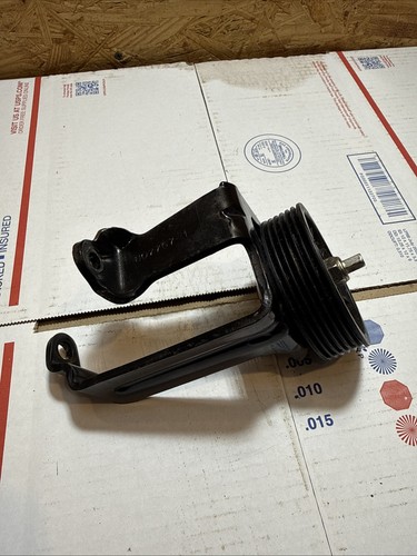 Mercruiser tensioner pulley with bracket 807767-1