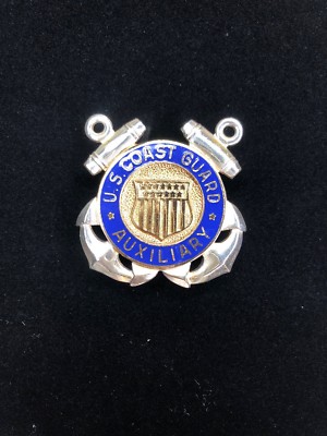 VINTAGE CAST METAL US COAST GAURD AUXILIARY PIN Gemsco NY