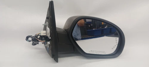 '07-'08 CHEVROLET SILVERADO 1500 Right Passenger Door Mirror Power OEM Grade A