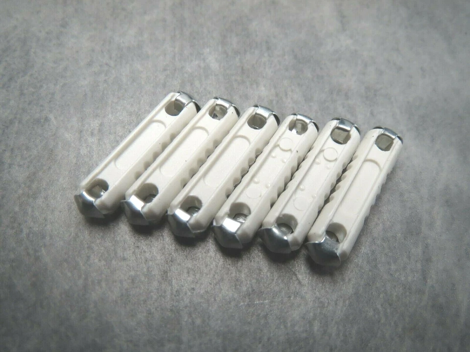 Blanco 8A Fusible Audi VW Mercedes Porsche Hecho en Alemania Paquete de 6 - ¡Envío rápido! Foto 2 de 4