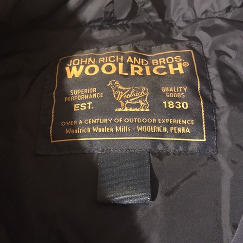 WOOLRICH JOHN RICH and BROS Vintage VTG Women’s Navy Puffer Vest LARGE Duck Down - Picture 3 of 5