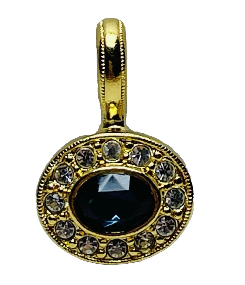 Colgante Vintage Avon - Zafiro Azul y Piedra Blanca Tono Dorado SOLO Clásico Ovalado Foto 2 de 4