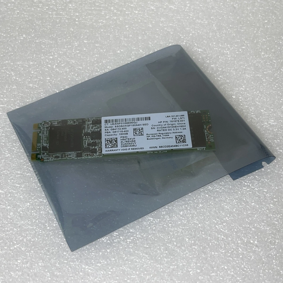 Intel M.2 Interface 180 GB Storage Capacity Solid State Drives for
