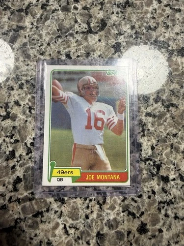 1981 Topps - Joe Montana #216 (RC)