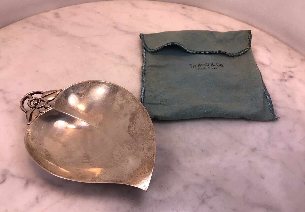 VTG TIFFANY &CO Makers 22885 L Sterling Silver Leaf Heart Nut