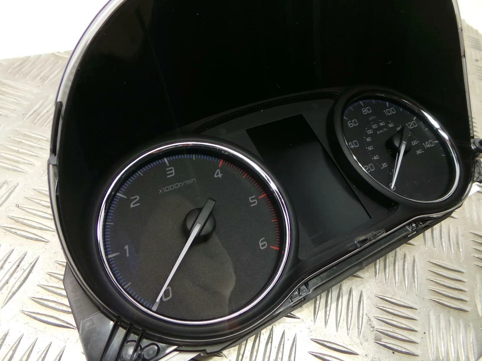 ПРИБОРНАЯ ПАНЕЛЬ MITSUBISHI OUTLANDER MK3 2.2 D MAN 8100B898 2012–2020 - Изображение 4 из 4