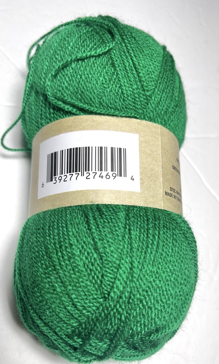 CRAFTER'S SQUARE ACRYLIC YARN 1pk. green. I combine shipping, see