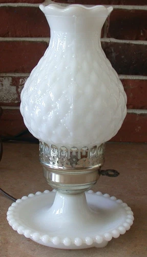 Vintage MCM Diamond Pattern Milk Glass Hurricane Boudoir Table Lamp 11”H