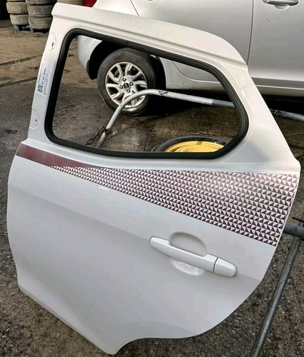 TÜRSCHALE HINTEN WEISS FÜR TOYOTA AYGO MK2 NS 2014-2021 BEIFAHRERSEITE - Bild 7 von 14