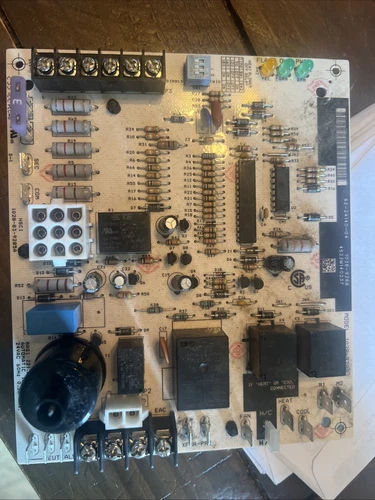 Rheem Ruud 62-24140-04 Spark Ignition Control Circuit Board 1028-928B