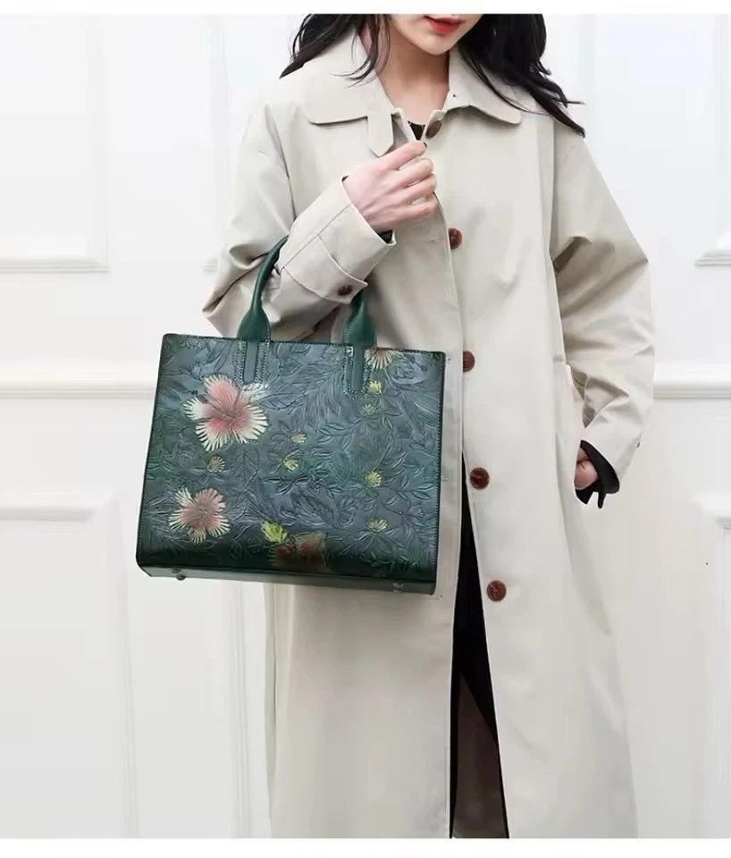 Satin&Noir Embossed Green Leather Handbag Large Floral Shoulder Tote Bag - Image 2 of 4