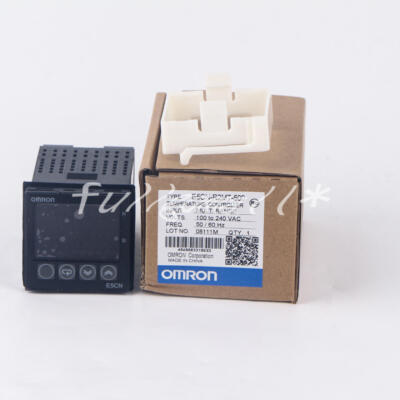 1PCS New Omron Temperature Controller E5CN-R2MT-500 100-240V