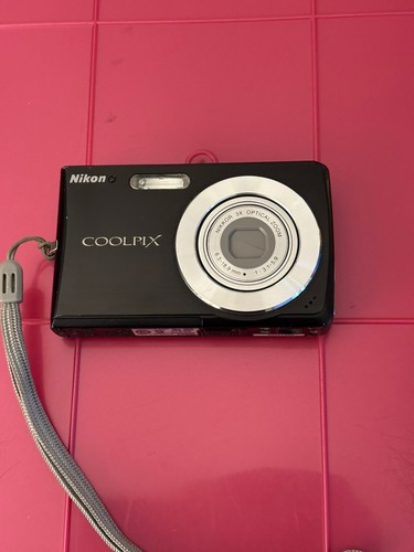 Nikon Coolpix S200-BLACK-7.1 MP-Digital Camera-SD Card & Charger-Tested Exc - Picture 5 of 18