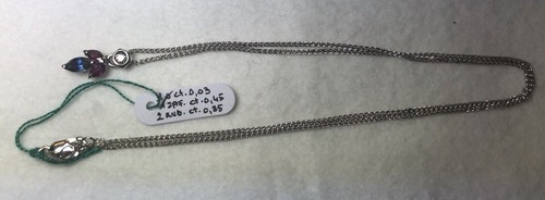 Collana Oro Bianco 750°/°° 18kt. Ciondolo Diamante Rubini Zaffiro Naturali - Foto 9 di 10