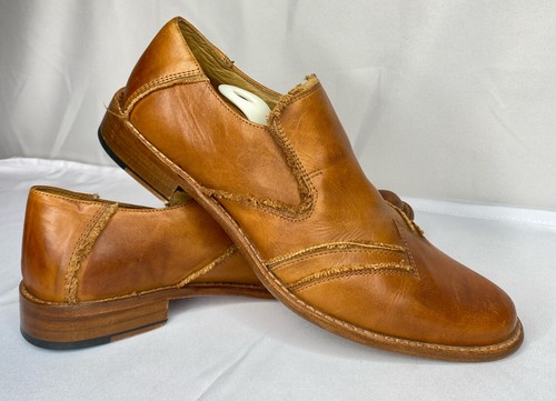 Red Tape Saddle Tan Leather Shoes 