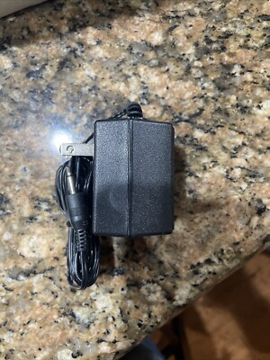 Direct Plug-In Class 2 Transformer 35-6-200C 120V AC 60Hz 5W Output 6V DC 200mA