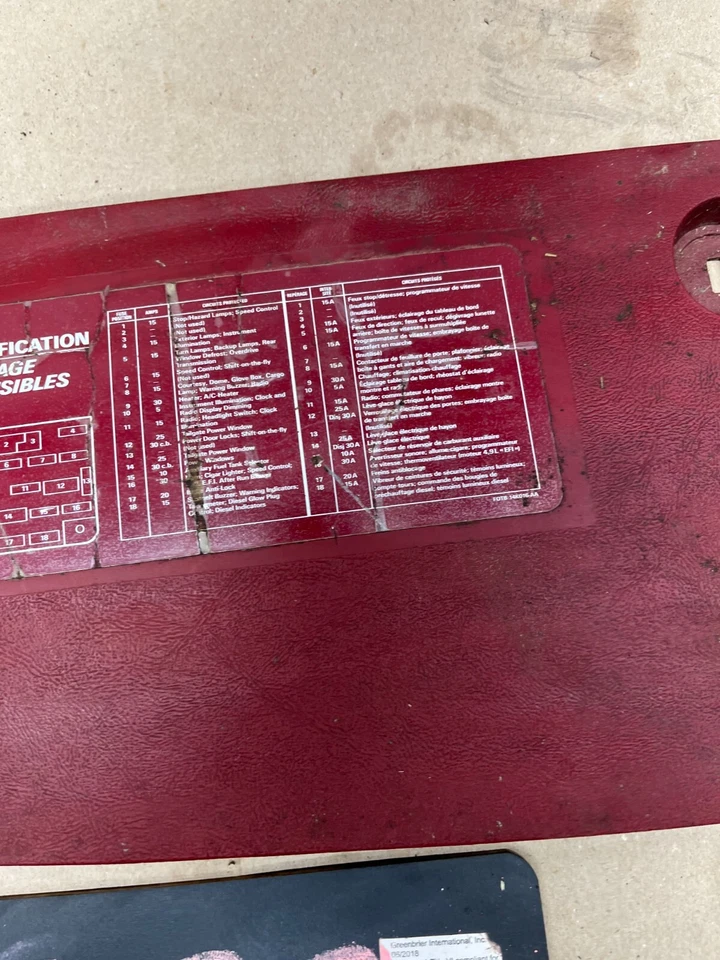 Ford F250 F350 1987 1988 1989 1991 Bronco cubierta de panel de fusibles moldura de puerta fabricante de equipos originales usado Foto 4 de 4