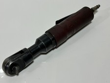 Matco Tools 38 Drive Reactionless Pneumatic Air Ratchet - Model Mt2836 Matco Tools 38 Drive Reactionless Pneumatic Air Ratchet - Model Mt2836