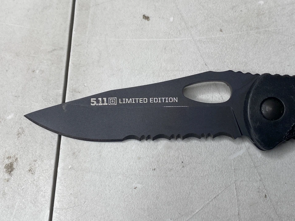 Cuchillo de bolsillo 5.11 Tactical Always Be Ready Linerlock Tanto Combo Hoja Foto 4 de 4