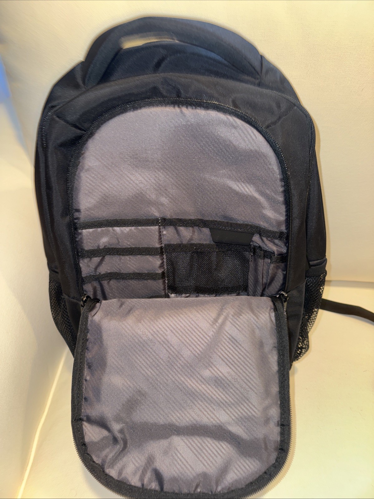 RARE Samsonite Classic Business 2.0 Standard Backpack Black Hallmark Channel image 3