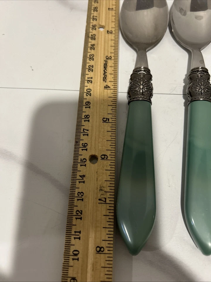 7 cucharas grandes con mango verde vaquero Pioneer Woman Foto 3 de 3