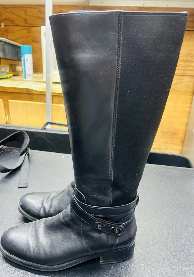 Botas de equitação Coach de couro preto tamanho 8,5 B - Imagem 2 de 4