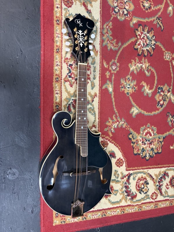 Luthier Challenge Michael Kelly Mando wbracing problem. Sold as-is. No reserve
