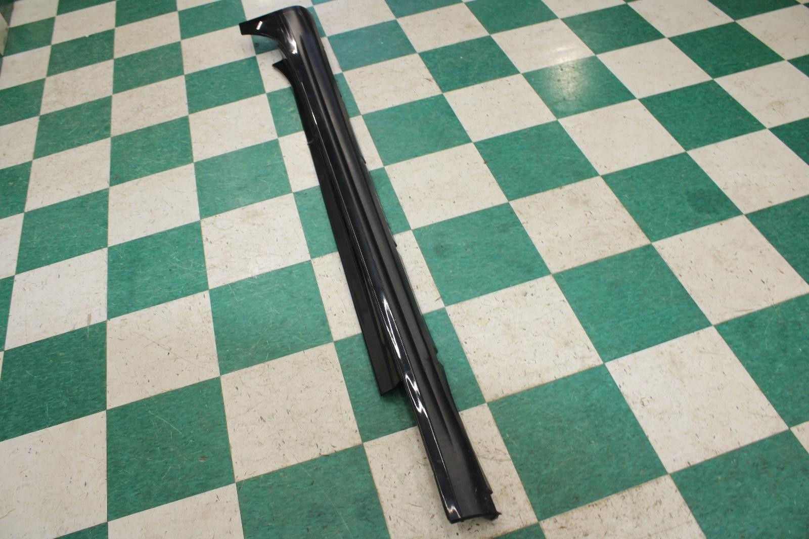 14-22 Ghibli Black Driver Side Left LH Rocker Molding Side Skirt Panel OEM WTY