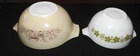 2 Vintage Pyrex Bowls Green And White Spring Blossom Crazy Daisy’s & Mushrooms