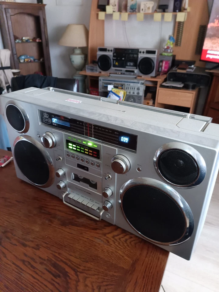 Radio stéréo JVC RC-M70L GHETTOBLASTER BOOMBOX. - Photo 1/4