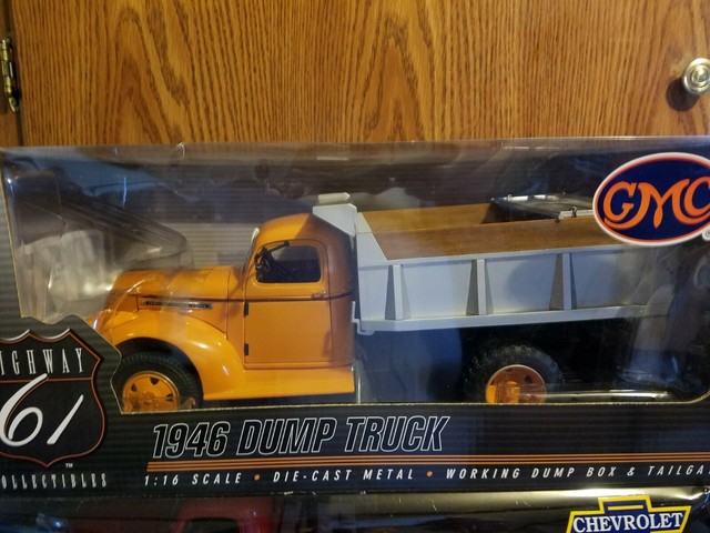 highway 61 diecast trucks