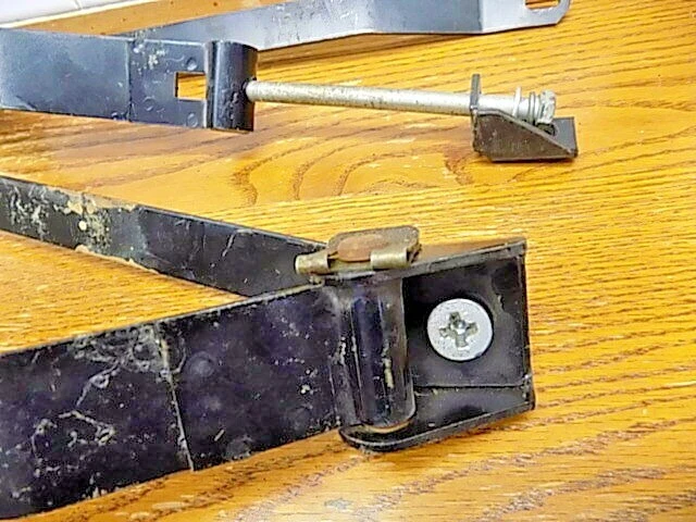 Correa del tanque de combustible Jaguar XJS 1983-1989 Foto 2 de 4