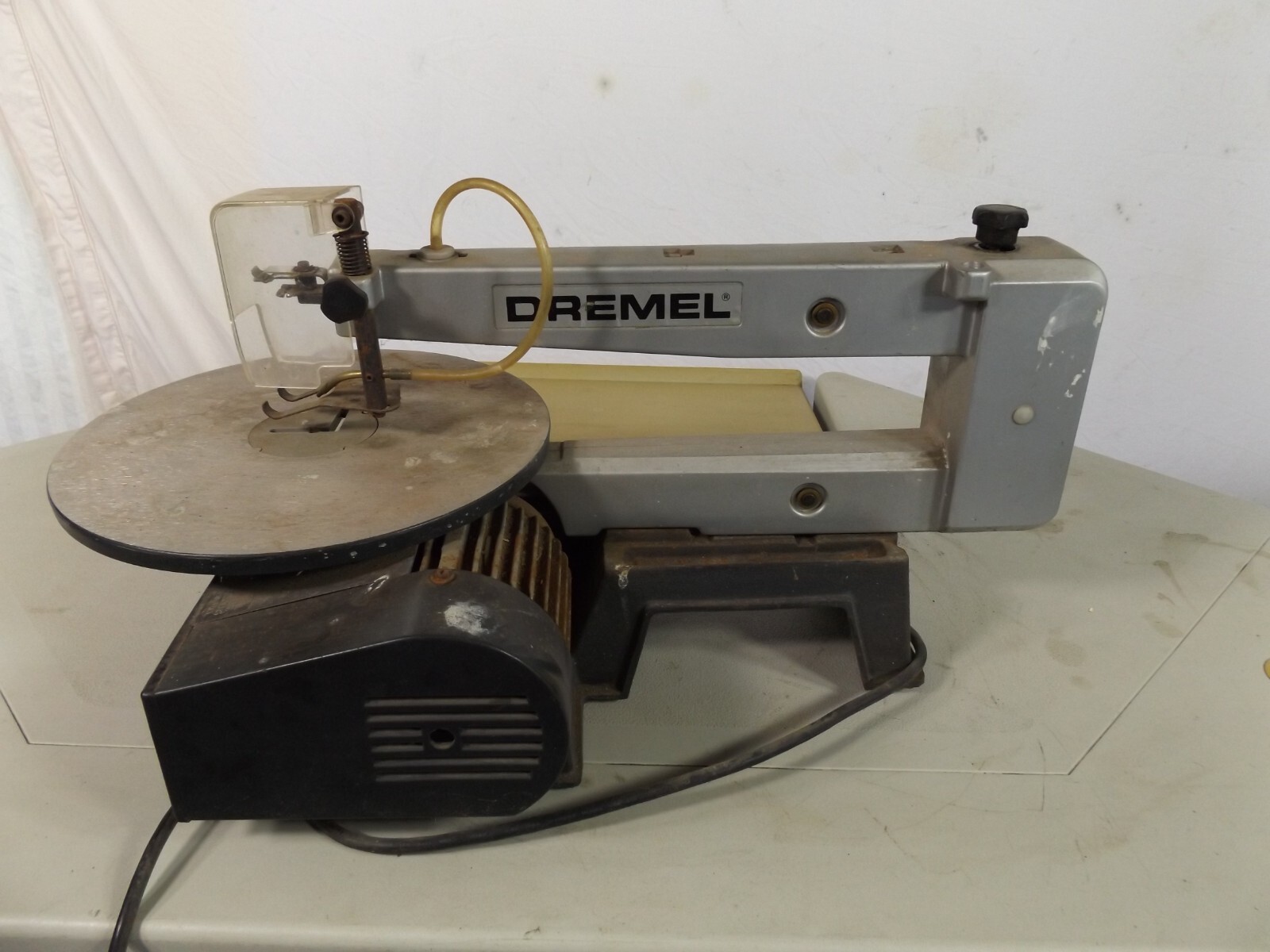 Dremel Scroll Saw 16 Inch Arm 2 Speed 110 Volt Motor eBay