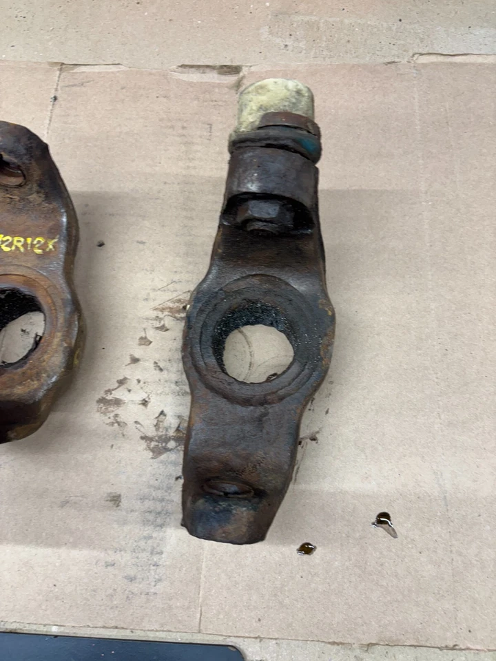 1981 86 1987 DODGE D100 D150 4WD 4X4 FRONT AXLE dana 44 ends ball joint mounts o - Image 3 of 4
