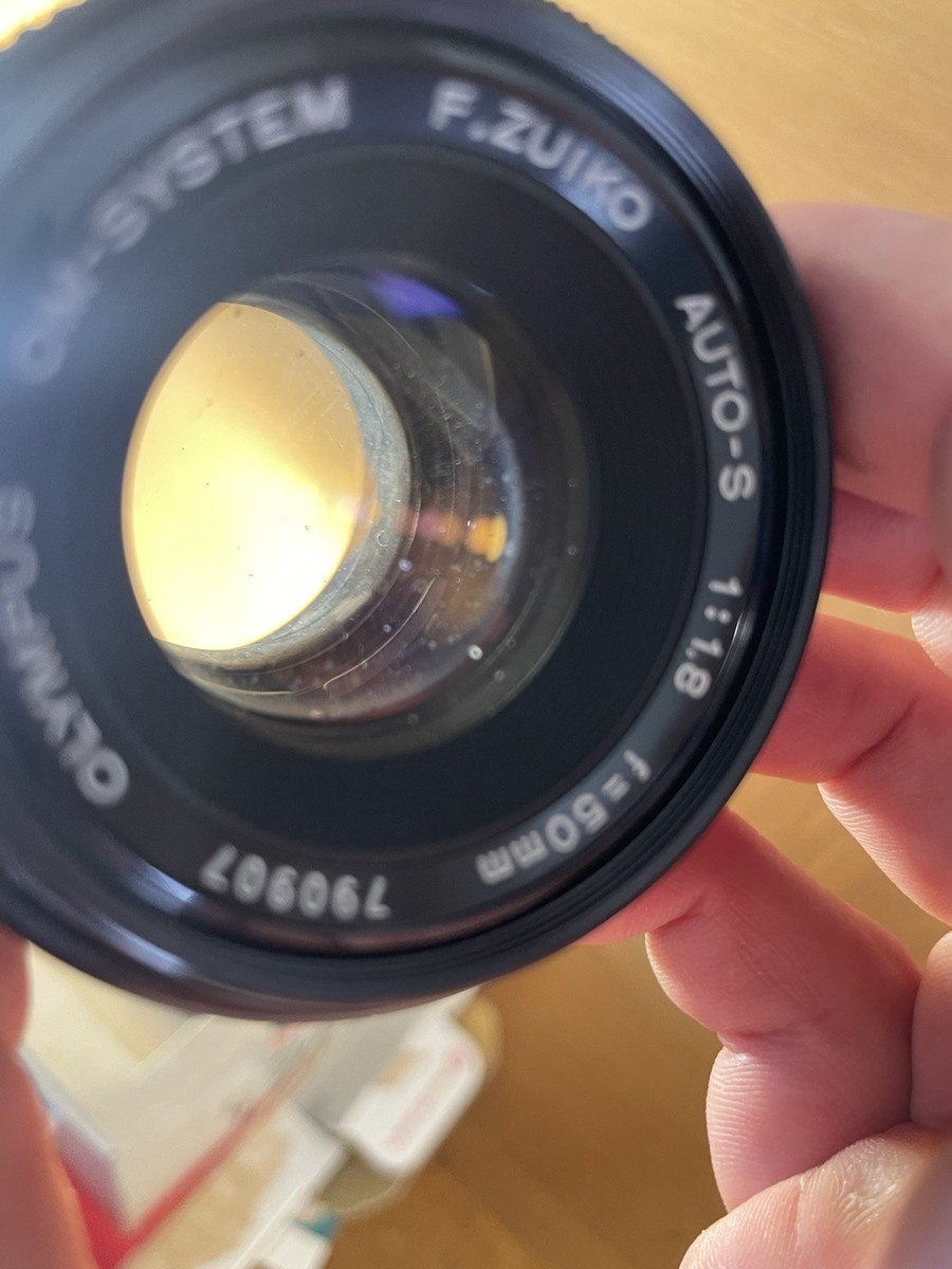 READ : Exc+4* Olympus OM System F.Zuiko Auto S 50mm F/1.8 Standard