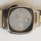 vintage Seiko 5 automatic watch, needs service broken glass,stops, 37mm