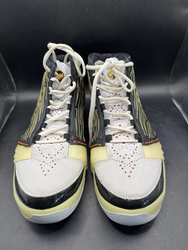 Talla 11 - Titan x Air Jordan 23 Retro SP 10º Aniversario Foto 2 de 4
