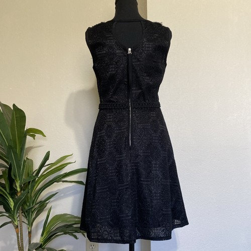 Chelsea & Violet Black Lace Dress Sz M Flower Detail Sleeveless Lined Knee NEW - Picture 6 of 19
