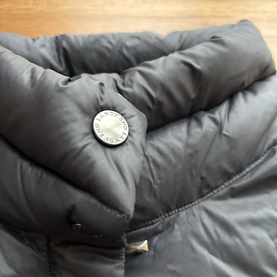 Lands End Black Puffer Jacket Coat Down Quilted Women’s Small Minimalist Outdoor - Image 4 of 4