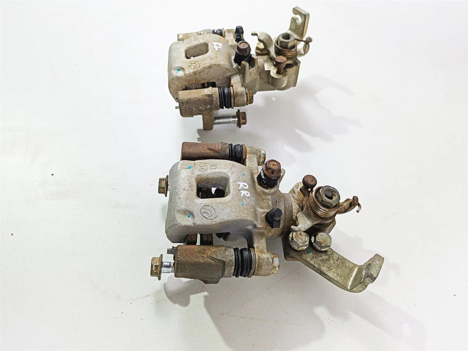 Juego de pinzas de freno trasero CFMoto Zforce 950 Sport 2021 5BY0-081050 Foto 2 de 4