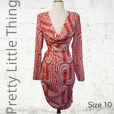 Pretty Little Thing | Size 10 | Long Sleeve Waterfall Exposed Back Elegant Dress