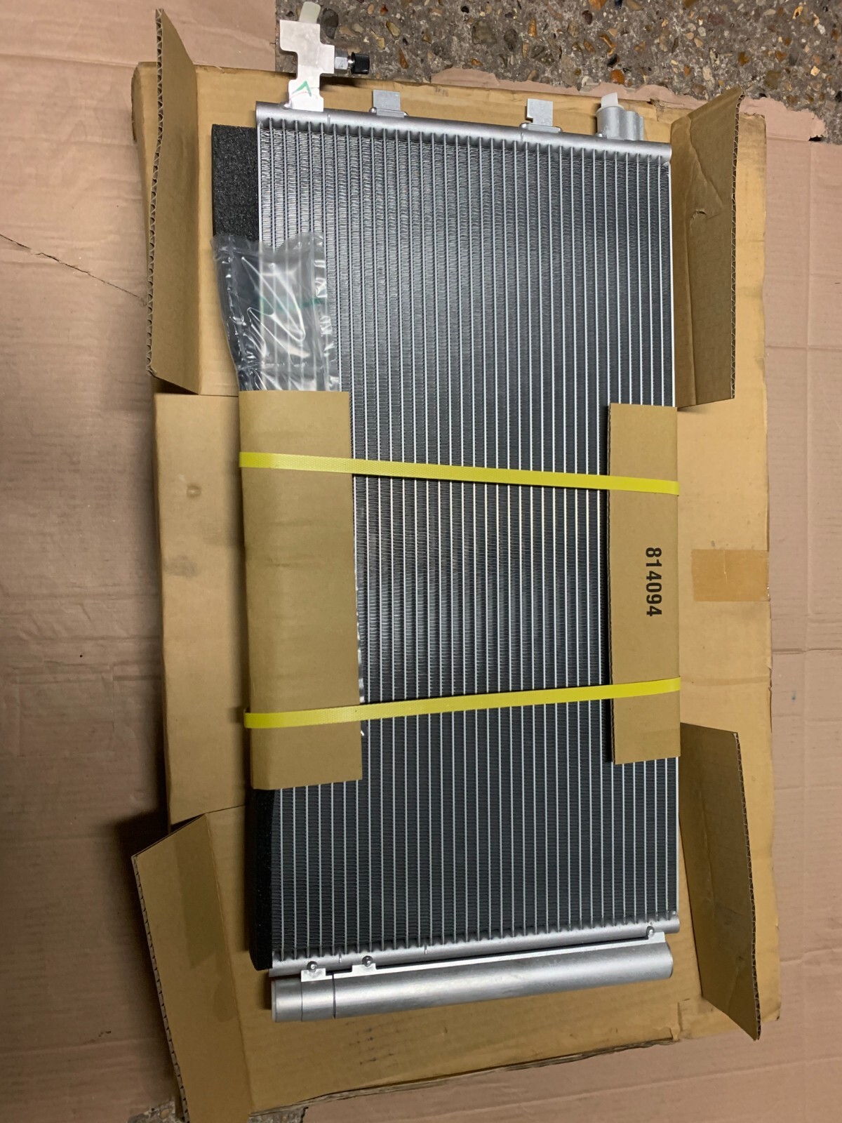 Condenseur climatisation Megane 2.0 dCi radiateur de clim Scenic Valeo