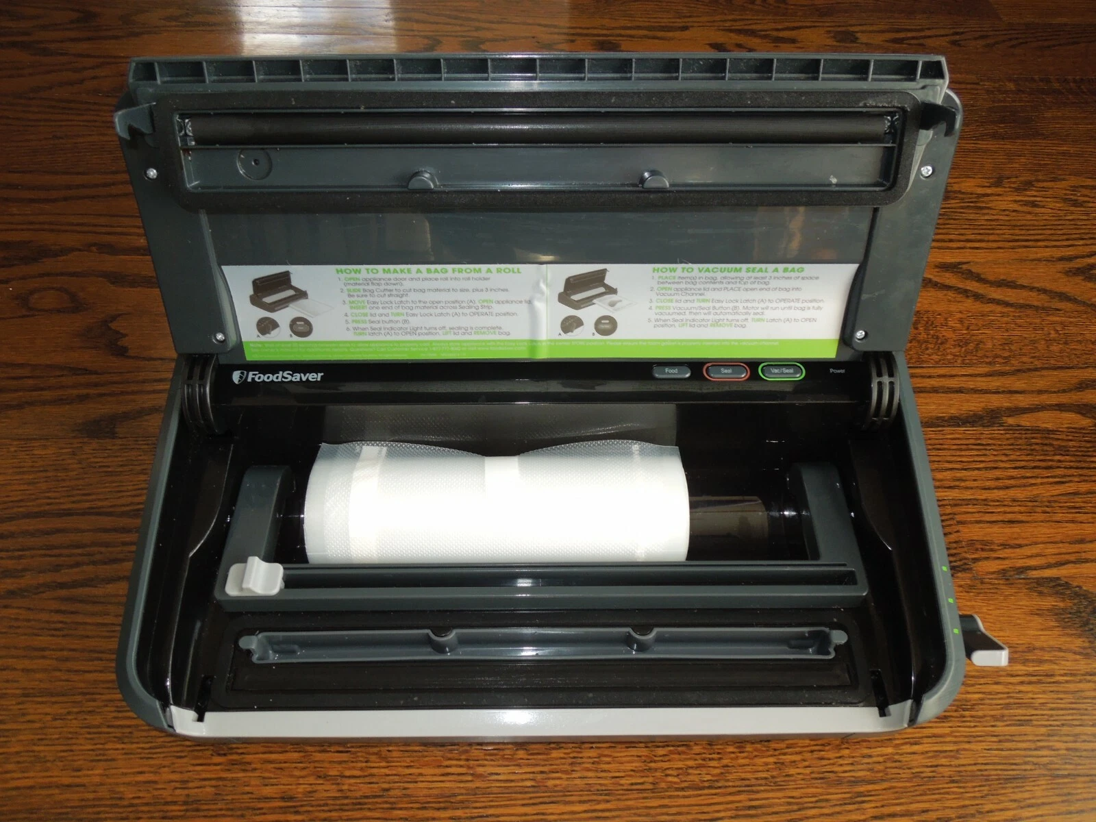 FOODSAVER VACCUM SEALER ONLY FM2100