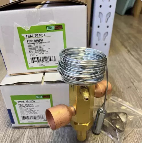 1pcs new EMERSON TRAE70HCA 28*35mm thermal expansion valve