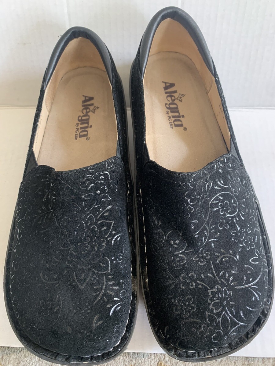 Alegria Women’s Embossed Black Floral Loafers Alegria Lauryn Womens Black Leather Floral Embossed Comfort  main image 3