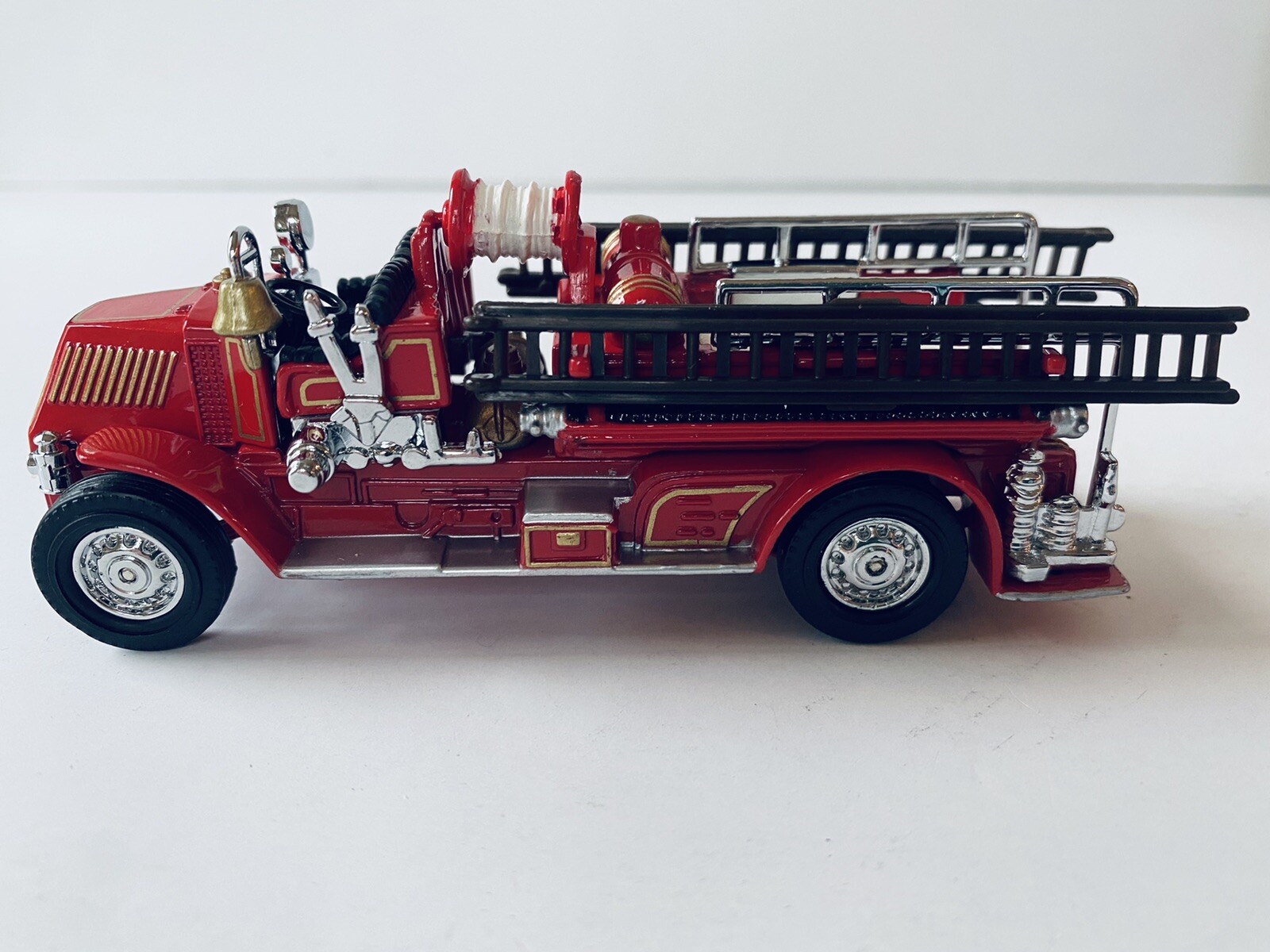 1993 Matchbox Collectibles FIRE ENGINE SERIES (LOT OF 7 - YFE01-YFE07 ...
