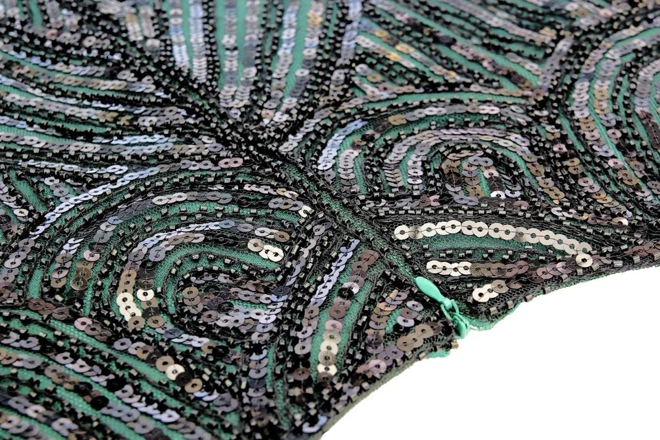 Love Womens Vintage Lace Fringed Gatsby 1920s Cocktail Dress with 20s Acc - Image 4 of 4