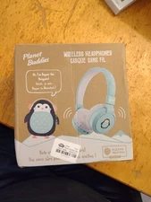  Planet Buddies Wired on ear Headphones V2 - Pepper Penguin