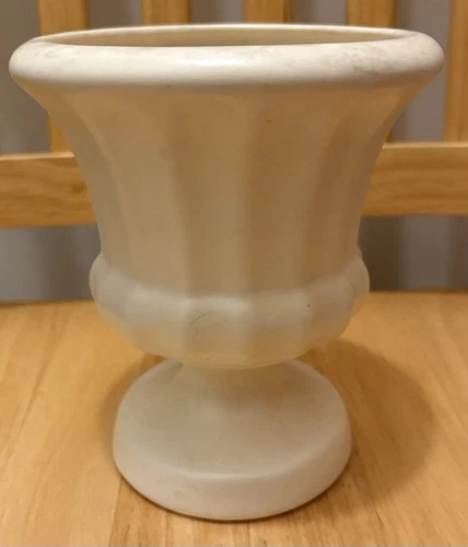 Vintage MCM Haeger Pottery USA Pedestal Urn Planter Vase Cream White 6.5”